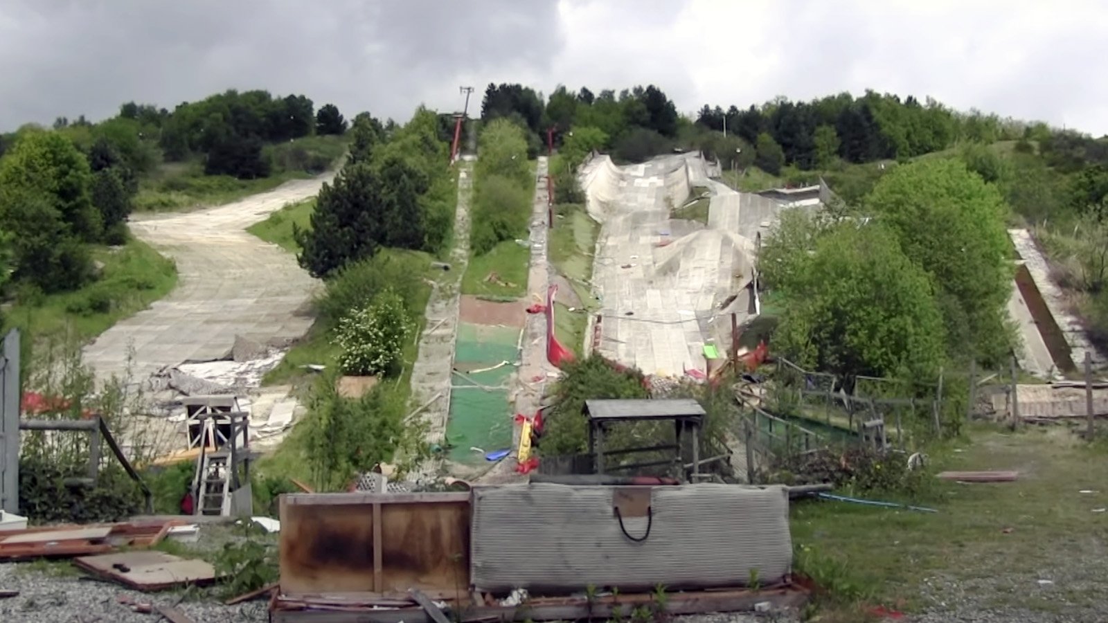 Sheffield Ski Village's abandoned slopes