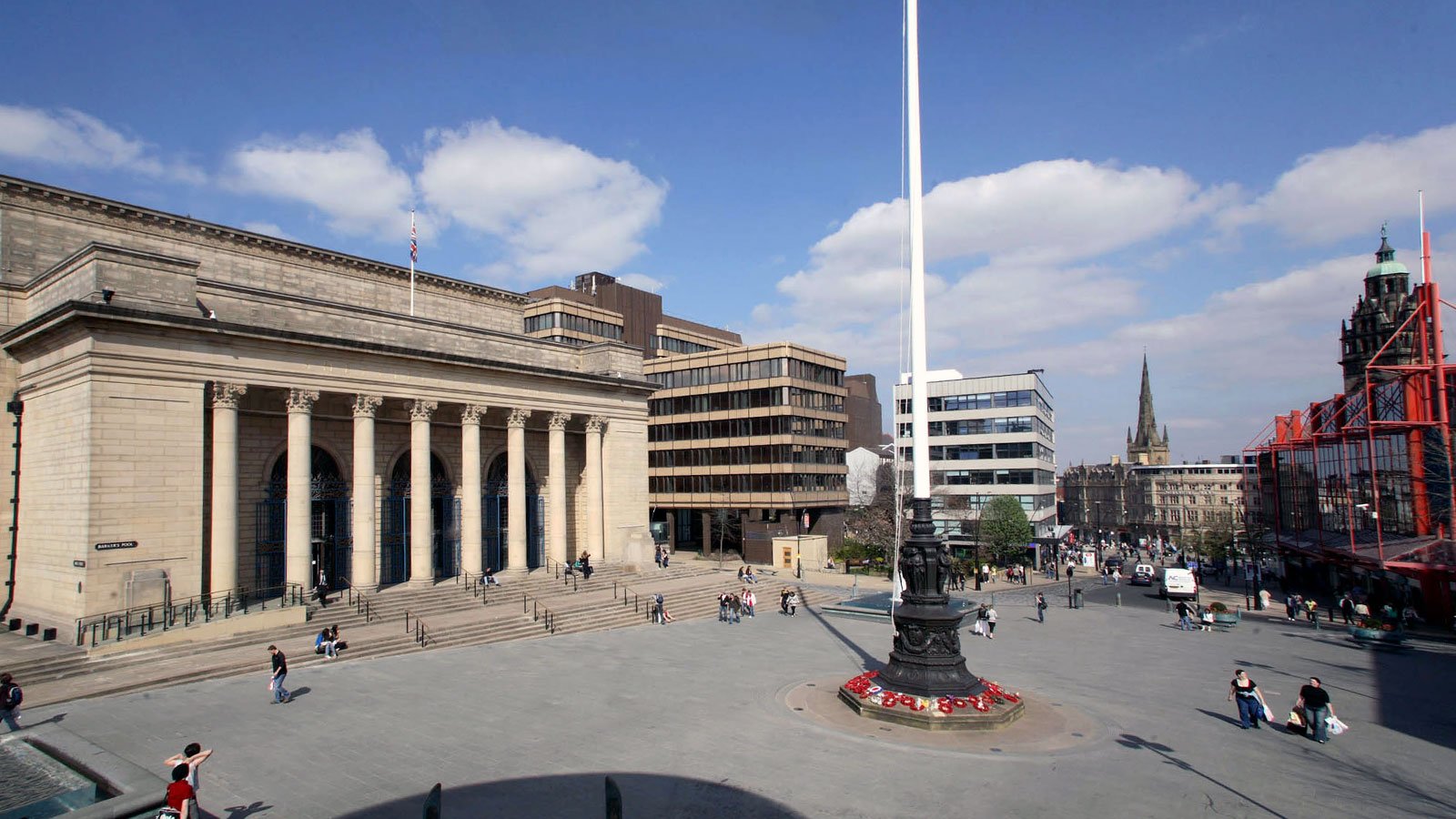 Barkers Pool, Sheffield City Hall and the Cenotaph