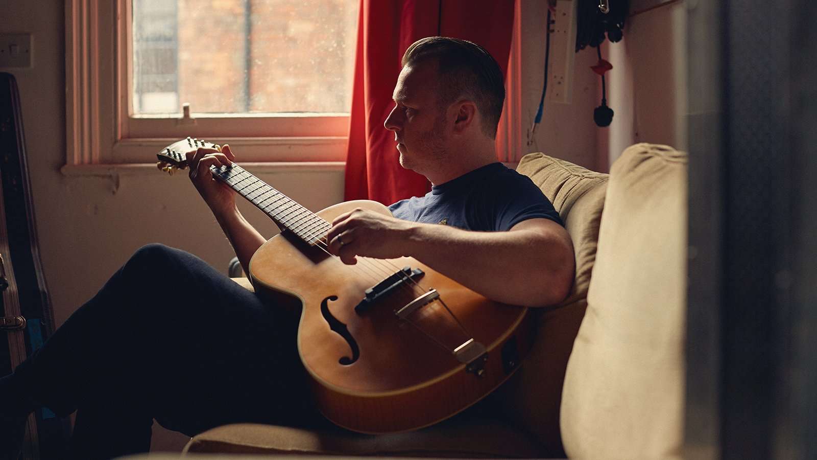 Singer-songwriter Ed Cosens